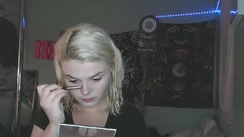 Snapshot of venusastar chatting on 10-21-25, 11:27 Miss Venus online show from 10-21-25, 11:27