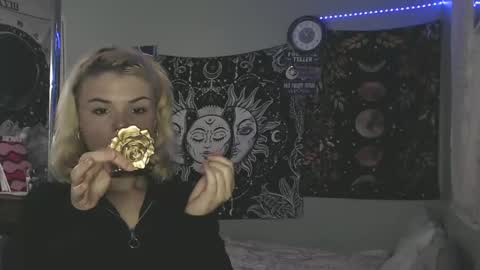 Miss Venus online show from 11-04-25, 02:38