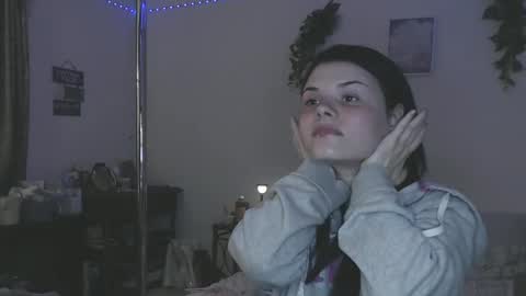 Snapshot of venusastar chatting on 02-11-26, 02:27 Miss Venus online show from 02-11-26, 02:27