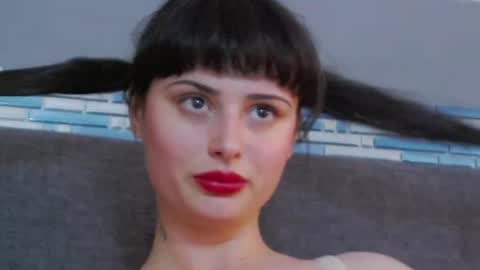 Snapshot of venusinylons chatting on 06-14-26, 03:14 venusinylons online show from 06-14-26, 03:14