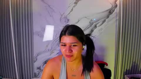 Snapshot of venusowen_ chatting on 06-08-26, 12:49 Venusowen online show from 06-08-26, 12:49