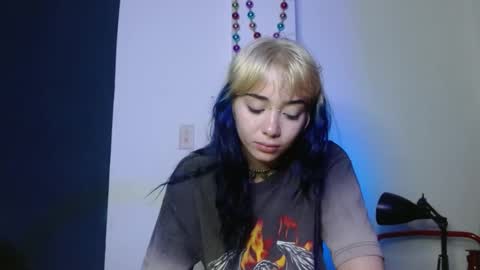 Snapshot of venuss6666 chatting on 02-07-25, 04:16 Venus online show from 02-07-25, 04:16