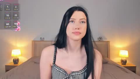 Snapshot of veolasil chatting on 05-25-26, 06:58 Veola online show from 05-25-26, 06:58