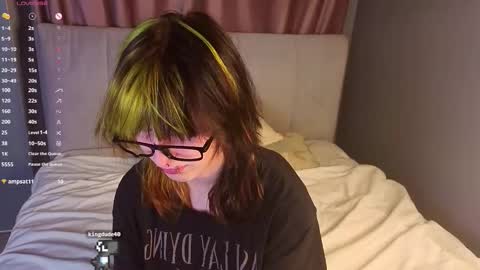 Erica online show from 11-19-25, 08:09