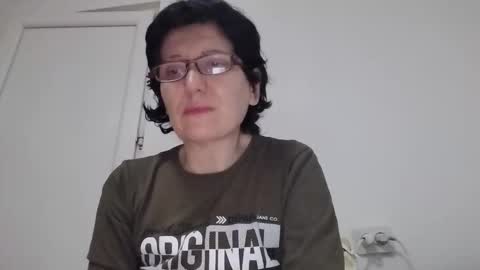 Vera online show from 11-26-25, 07:04