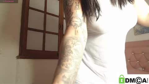 Snapshot of vera_lux chatting on 05-09-26, 10:04 Vera Lux online show from 05-09-26, 10:04
