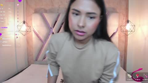 Domelipa  online show from 12-26-24, 02:48