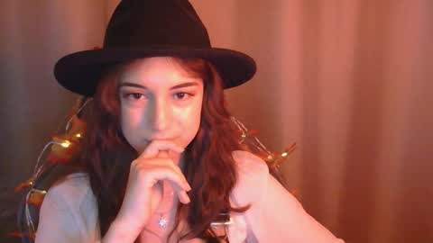 Una online show from 11-04-25, 01:54