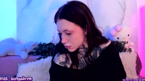 Sonya online show from 02-13-25, 06:20