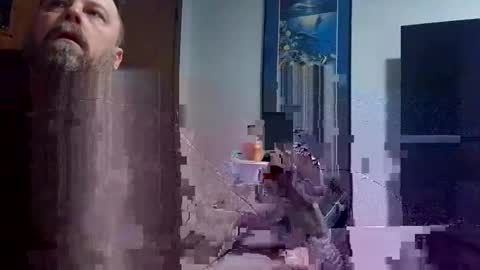 Snapshot of vermontguy76 chatting on 12-22-24, 02:06 vermontguy76 online show from 12-22-24, 02:06