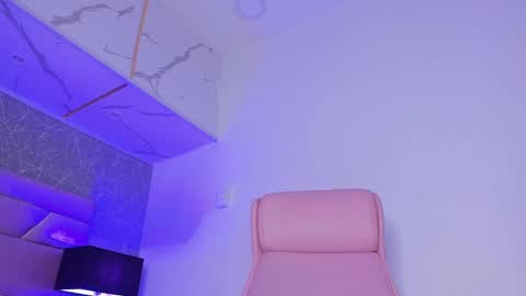 Snapshot of verokax chatting on 02-25-25, 07:52 Vero online show from 02-25-25, 07:52