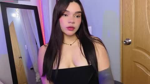 Snapshot of veronica_118 chatting on 06-06-26, 03:00 veronica_118 online show from 06-06-26, 03:00