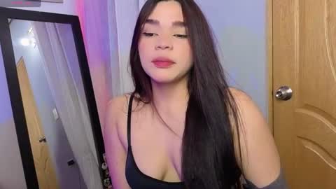 Snapshot of veronica_118 chatting on 06-17-26, 01:52 veronica_118 online show from 06-17-26, 01:52