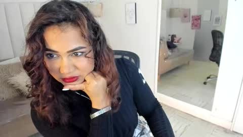 Veronica3  online show from 05-15-26, 02:57
