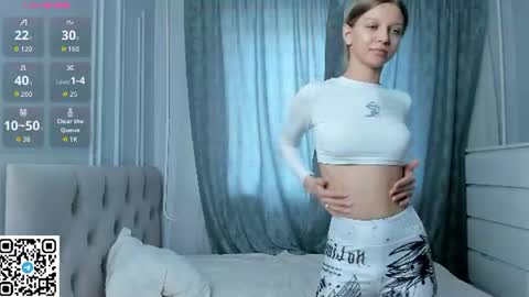 Snapshot of veronica_burns chatting on 07-05-26, 12:23 Anny online show from 07-05-26, 12:23