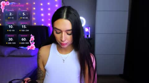 Veronica online show from 11-26-25, 09:38