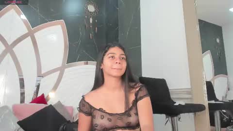 Snapshot of veronica_m0ntiel chatting on 07-22-26, 12:30 Veronica online show from 07-22-26, 12:30