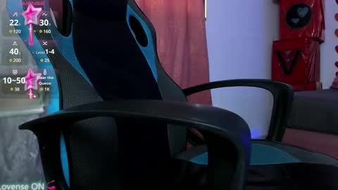 Veronica online show from 02-15-25, 12:22