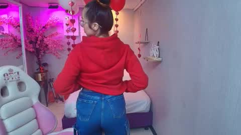 veronica online show from 02-16-26, 07:54