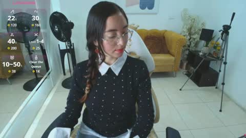 Snapshot of veronica_miiller chatting on 05-18-26, 07:20 veronica online show from 05-18-26, 07:20