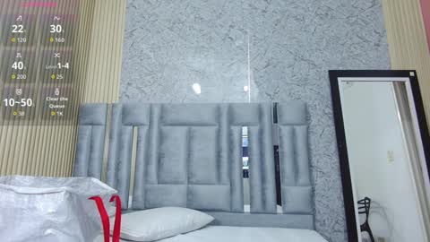 Veronica online show from 09-12-25, 12:49