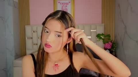 Snapshot of veronicaa_s chatting on 06-09-26, 08:31 veronicaa_s online show from 06-09-26, 08:31
