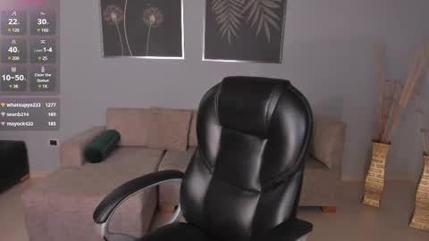 Snapshot of veronicacruz1 chatting on 02-28-25, 06:32 Vero online show from 02-28-25, 06:32
