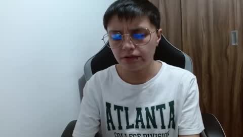 Snapshot of veronicaelite16 chatting on 12-23-24, 04:01 Veronica Clark online show from 12-23-24, 04:01