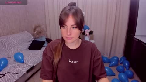 Veronica online show from 09-16-25, 05:19