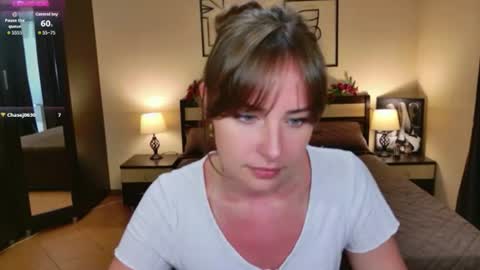 Veronica online show from 06-13-26, 05:27