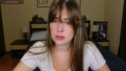 Veronica online show from 06-28-26, 07:47