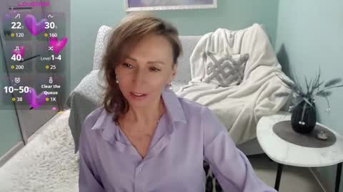 Helen online show from 10-13-25, 06:24