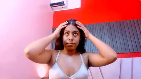 Veronica Robles online show from 06-10-26, 07:57