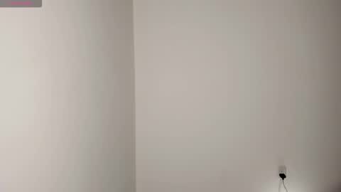 Snapshot of veronicawilson chatting on 11-28-25, 04:59 Veronica online show from 11-28-25, 04:59