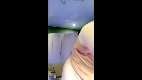 VeronikawGold online show from 05-18-26, 11:49