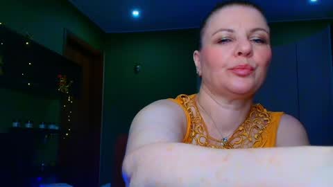 VeronikawGold online show from 05-22-26, 07:08