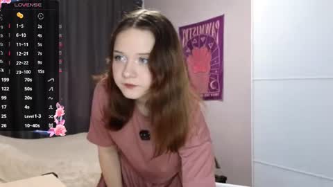 Snapshot of veroniquecabarcas chatting on 06-19-26, 11:14 Anna online show from 06-19-26, 11:14