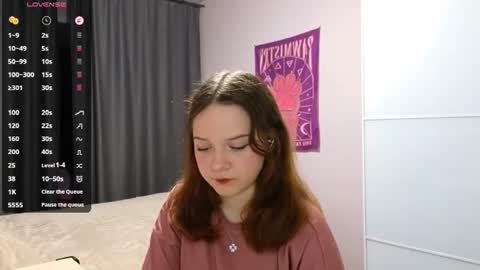 Snapshot of veroniquecabarcas chatting on 06-29-26, 06:30 Anna online show from 06-29-26, 06:30