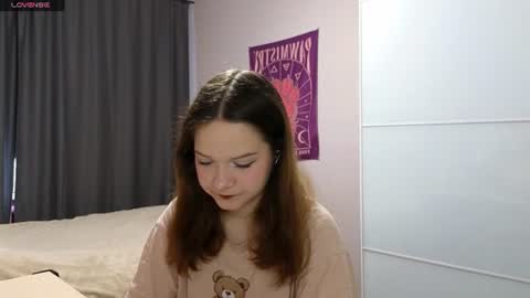 Snapshot of veroniquecabarcas chatting on 07-15-26, 05:23 Anna online show from 07-15-26, 05:23