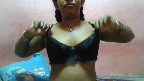 verronique1511 online show from 01-30-25, 07:48