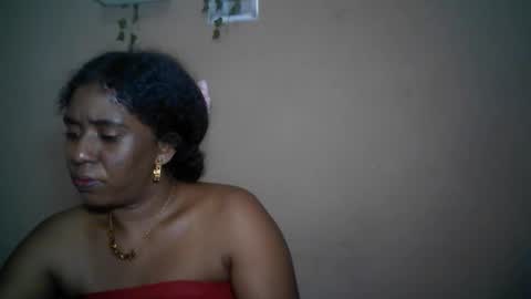 verronique1511 online show from 05-06-26, 05:07