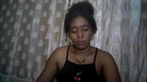 verronique1511 online show from 05-10-26, 08:08