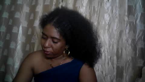 verronique1511 online show from 05-11-26, 05:43