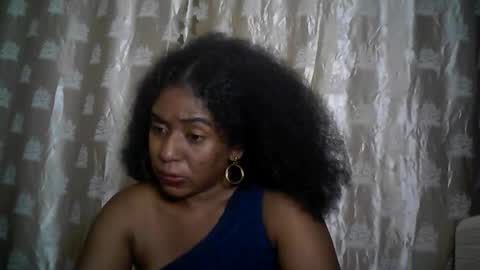 verronique1511 online show from 05-12-26, 06:54