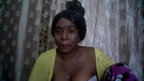 verronique1511 online show from 05-27-26, 11:35