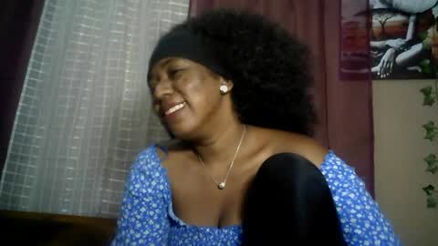 verronique1511 online show from 07-11-26, 05:43