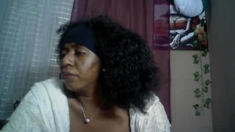 verronique1511 online show from 07-11-26, 05:48