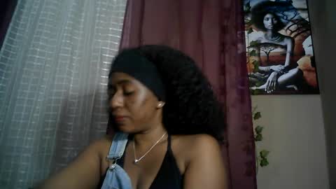 verronique1511 online show from 07-25-26, 06:49
