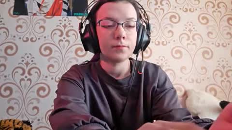 Snapshot of versieskains chatting on 03-26-26, 09:48 versieskains online show from 03-26-26, 09:48