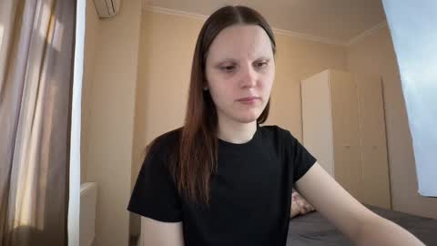 Snapshot of vertuliana chatting on 05-27-26, 02:03 Karina followed me bb online show from 05-27-26, 02:03